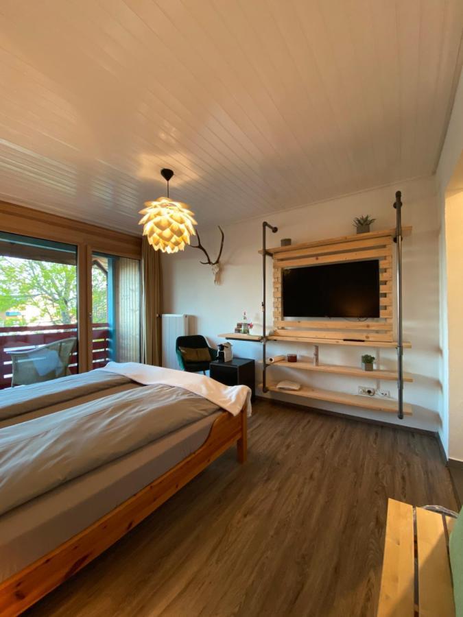 Doppelzimmer Mit Bad & Balkon Simmersfeld 외부 사진
